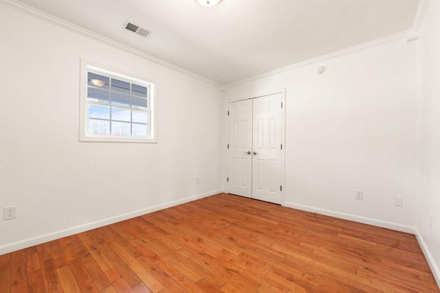 198 W Cumberland Avenue, Jamestown, KY 42629