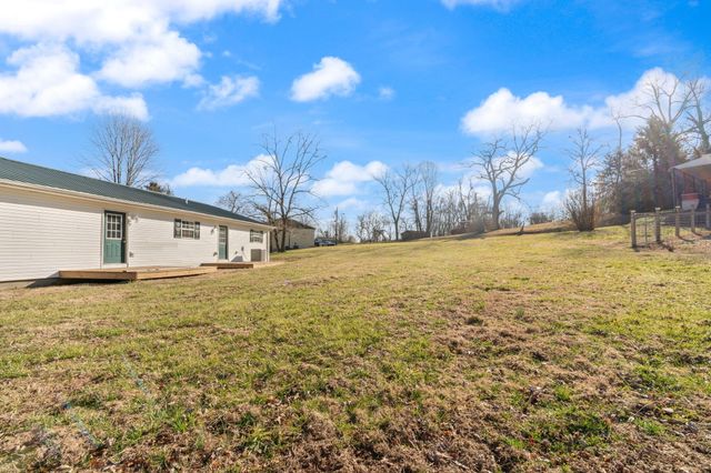 198 W Cumberland Avenue, Jamestown, KY 42629