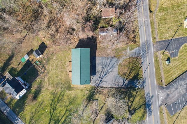 198 W Cumberland Avenue, Jamestown, KY 42629