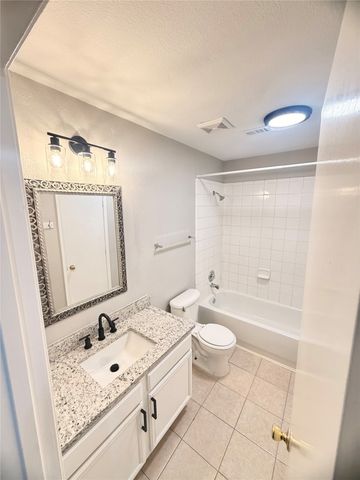 328 Marshall Creek Road, Roanoke, TX 76262