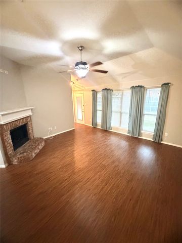 328 Marshall Creek Road, Roanoke, TX 76262