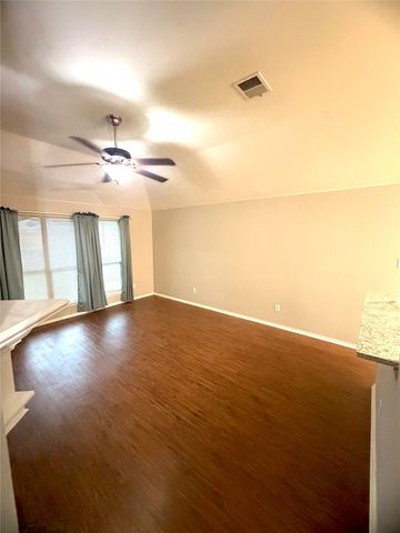 328 Marshall Creek Road, Roanoke, TX 76262