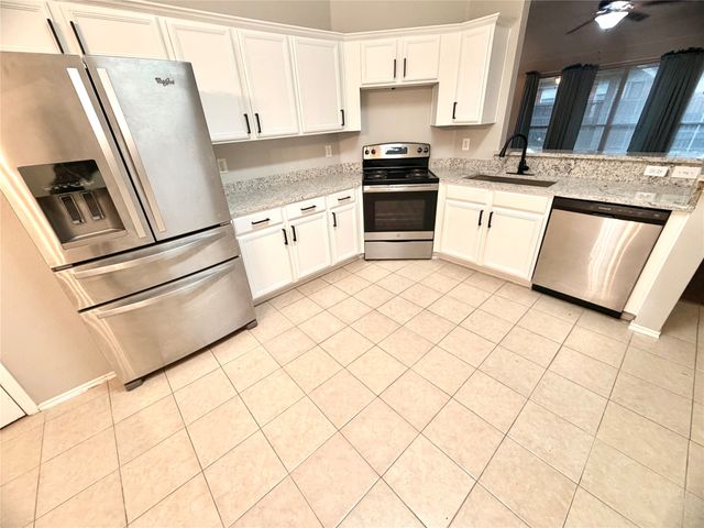 328 Marshall Creek Road, Roanoke, TX 76262