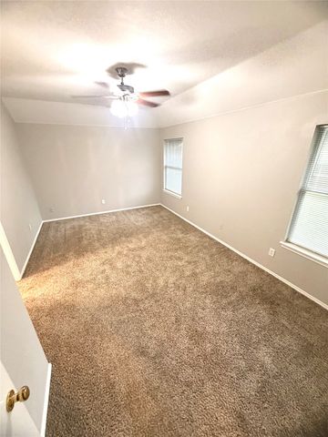 328 Marshall Creek Road, Roanoke, TX 76262