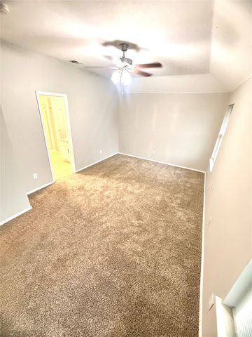 328 Marshall Creek Road, Roanoke, TX 76262