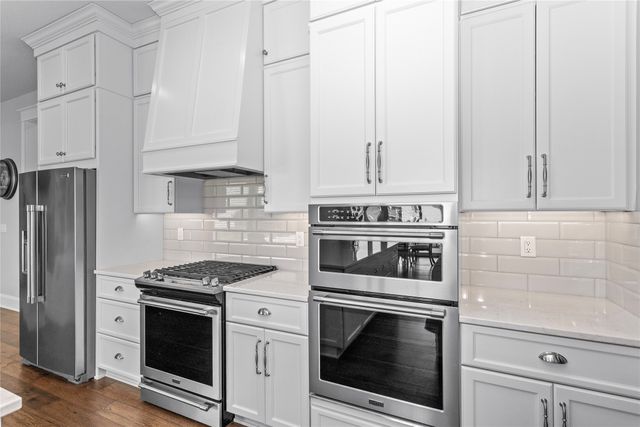 2630 Crescent Ridge Drive, Waukee, IA 50263