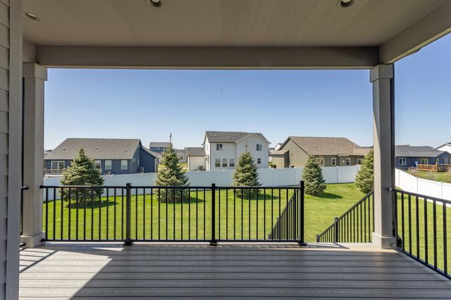 2630 Crescent Ridge Drive, Waukee, IA 50263