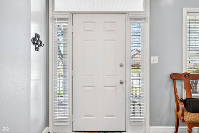 5621 Black Oak Drive, Columbus, IN 47201