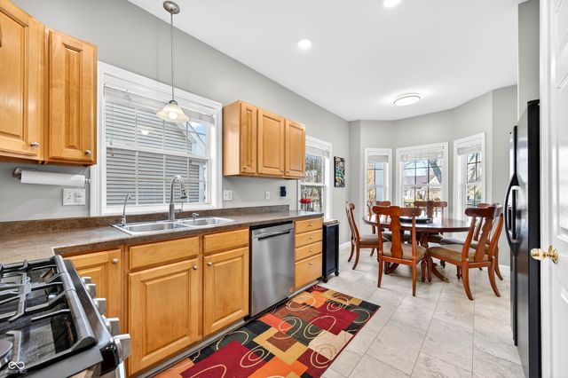 5621 Black Oak Drive, Columbus, IN 47201