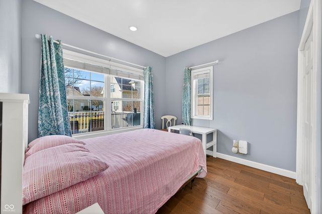 5621 Black Oak Drive, Columbus, IN 47201