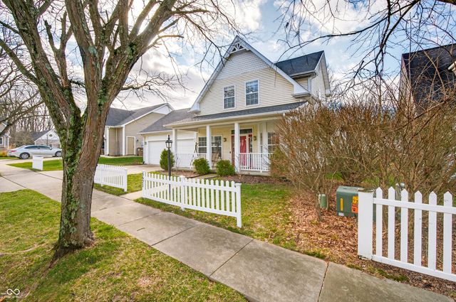 5621 Black Oak Drive, Columbus, IN 47201