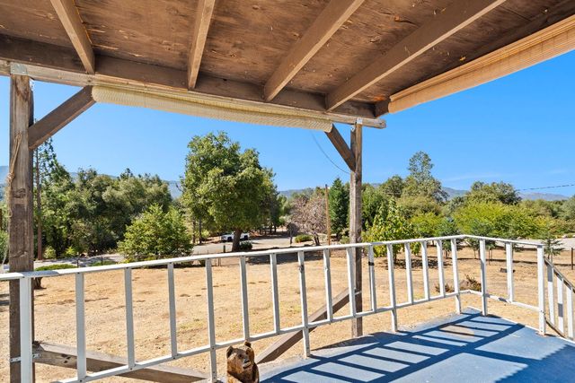 40882 Jean Road E, Oakhurst, CA 93644