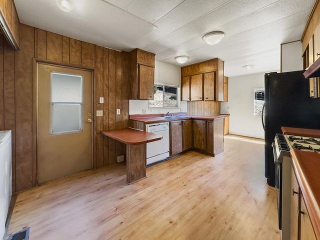 40882 Jean Road E, Oakhurst, CA 93644