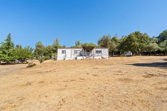 40882 Jean Road E, Oakhurst, CA 93644