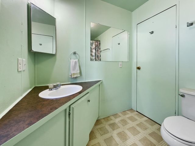 40882 Jean Road E, Oakhurst, CA 93644