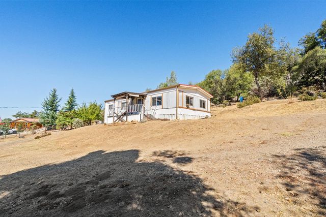 40882 Jean Road E, Oakhurst, CA 93644
