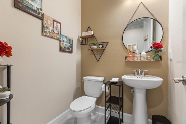 2405 HIGH TIDES WAY, Wesley Chapel, FL 33543