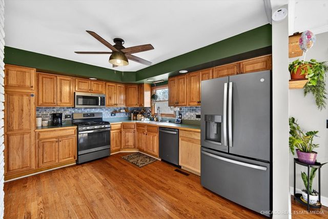 1214 Jill Peak Drive, Sleepy Hollow, IL 60118