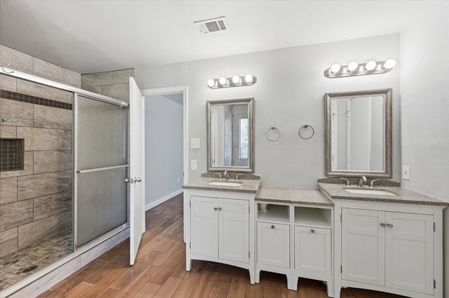 6201 Minuteman Lane, Arlington, TX 76002