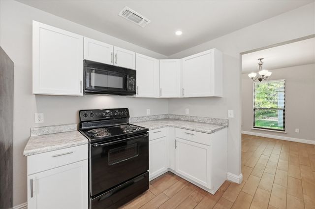 6201 Minuteman Lane, Arlington, TX 76002