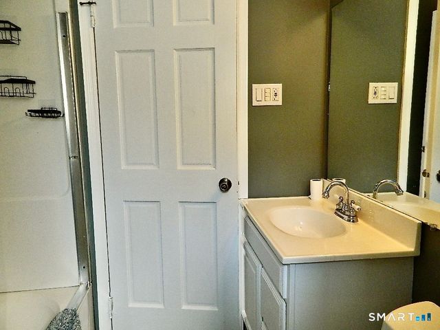 37 Elm Street, East Haven, CT 06512