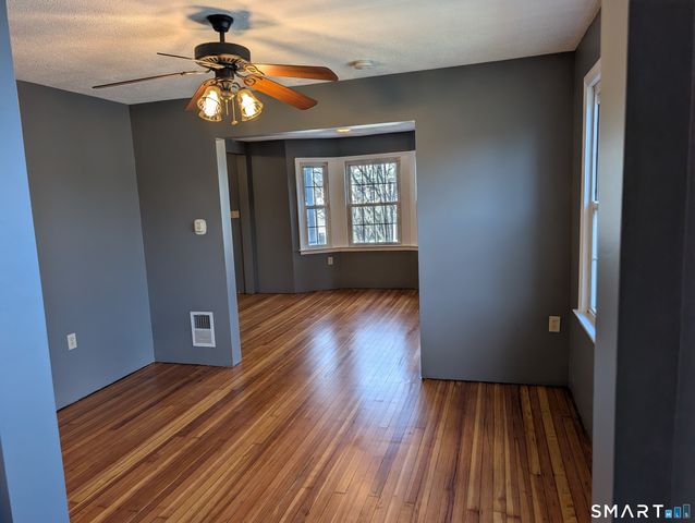 37 Elm Street, East Haven, CT 06512