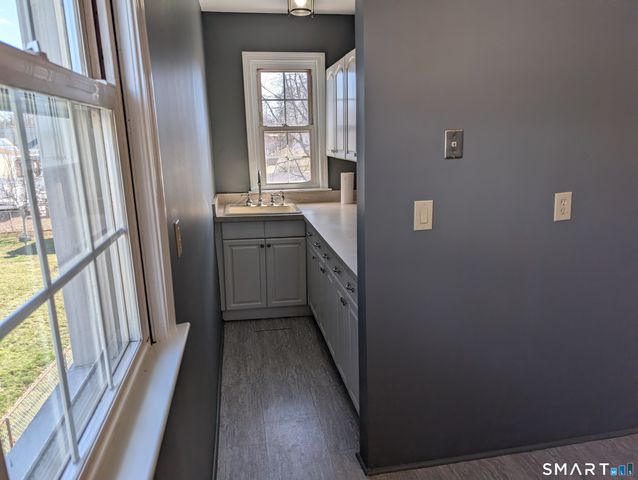 37 Elm Street, East Haven, CT 06512