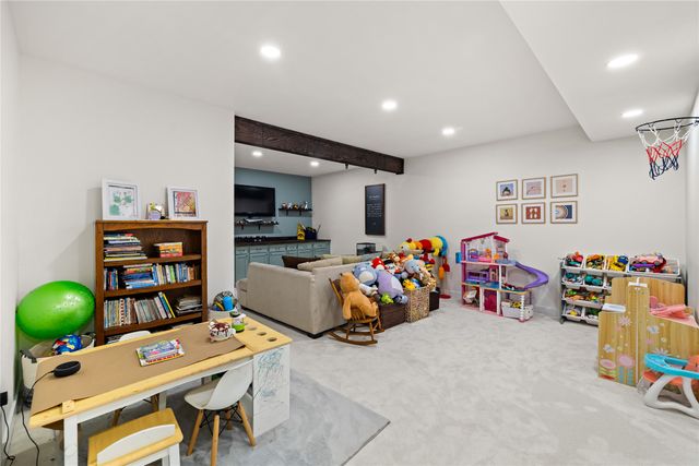 2590 SE Willowbrook Drive, Waukee, IA 50263