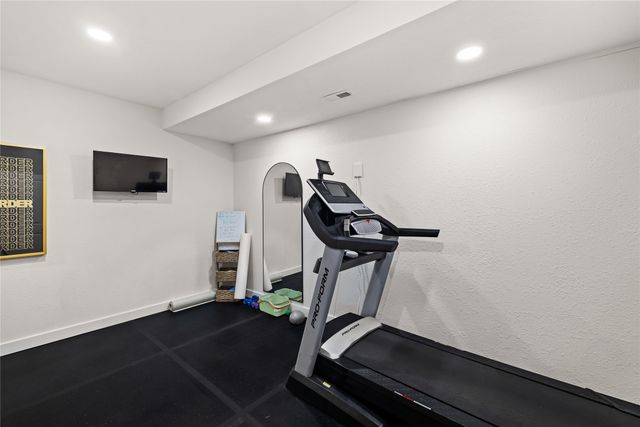 2590 SE Willowbrook Drive, Waukee, IA 50263