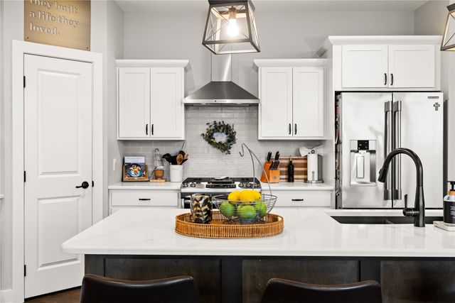 2590 SE Willowbrook Drive, Waukee, IA 50263