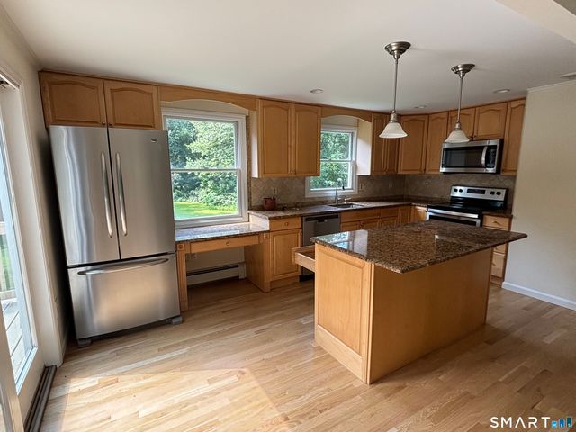18 Hales Road, Westport, CT 06880