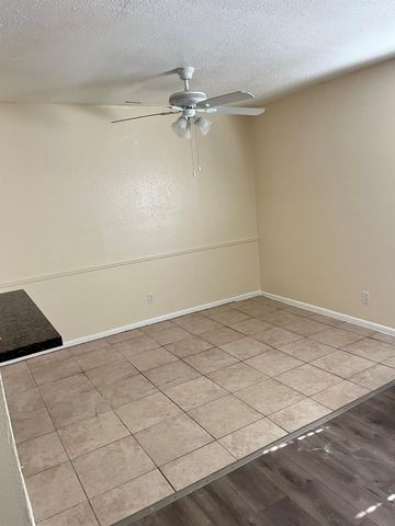 1275 Witte Road 08, Houston, TX 77055