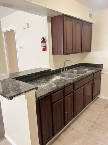1275 Witte Road 08, Houston, TX 77055