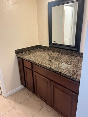 1275 Witte Road 08, Houston, TX 77055