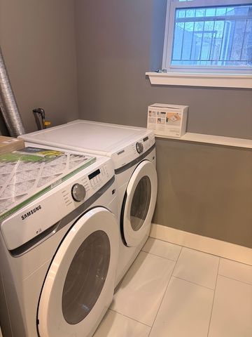 2719 W AUGUSTA Street 1, Chicago, IL 60622