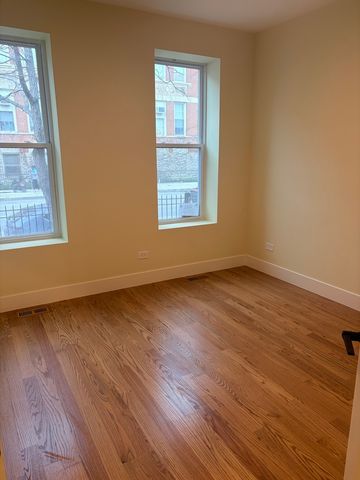 2719 W AUGUSTA Street 1, Chicago, IL 60622