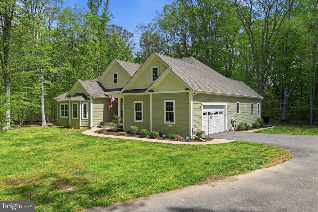 Image 4 of property listing at 25475 TURNBERRY CT, Chestertown, MD 21620