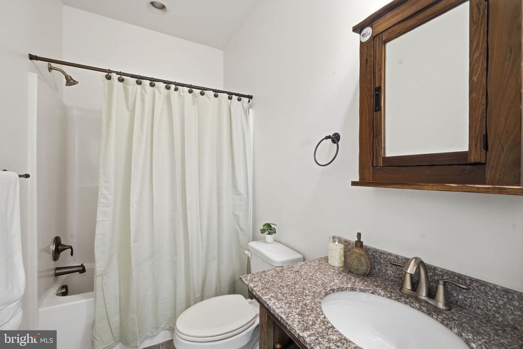 Image 40 of property listing at 25475 TURNBERRY CT, Chestertown, MD 21620