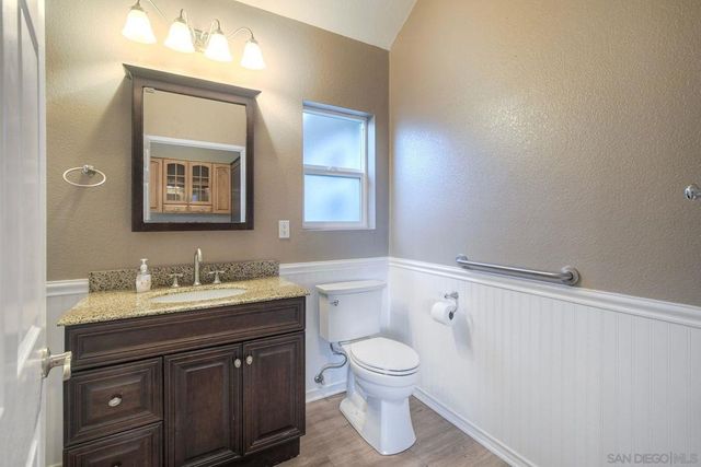 825 Bel Esprit Circle, San Marcos, CA 92069