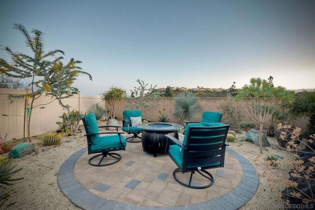 825 Bel Esprit Circle, San Marcos, CA 92069