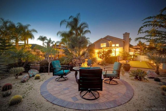 825 Bel Esprit Circle, San Marcos, CA 92069