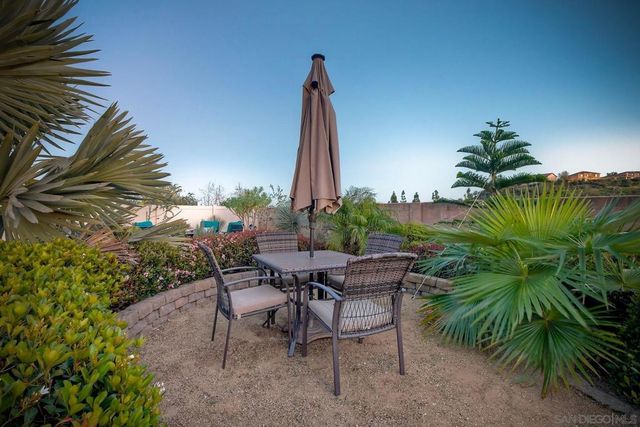 825 Bel Esprit Circle, San Marcos, CA 92069