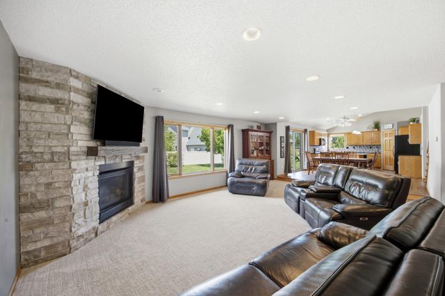 1516 3rd Street E, West Fargo, ND 58078