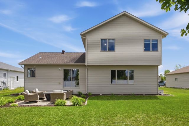 1516 3rd Street E, West Fargo, ND 58078