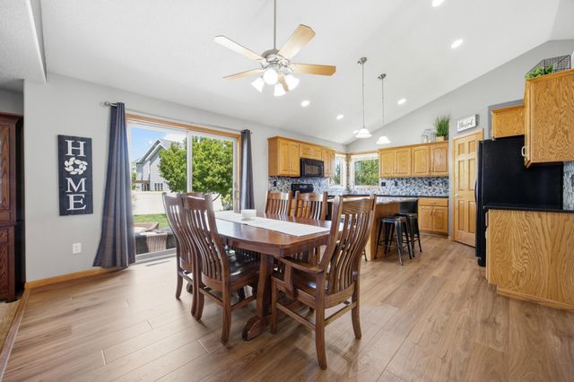1516 3rd Street E, West Fargo, ND 58078