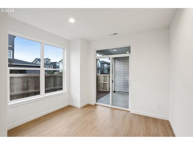 8238 Se Orion Ln, Hillsboro, OR 97123