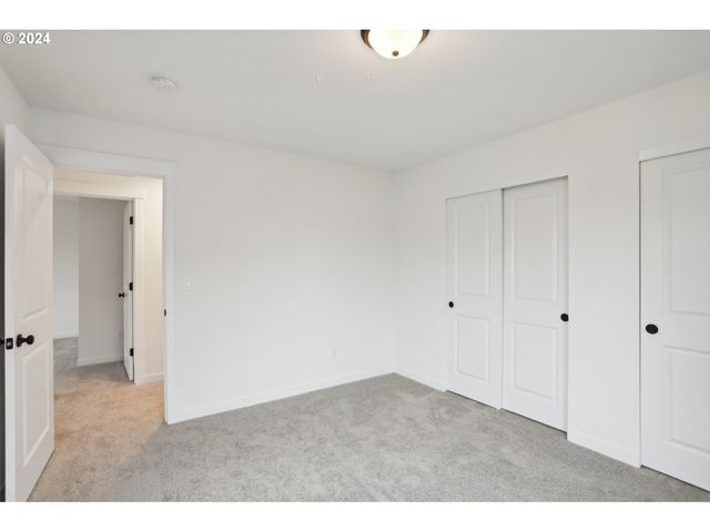 8238 Se Orion Ln, Hillsboro, OR 97123