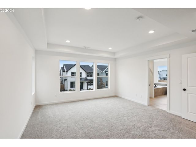 8238 Se Orion Ln, Hillsboro, OR 97123