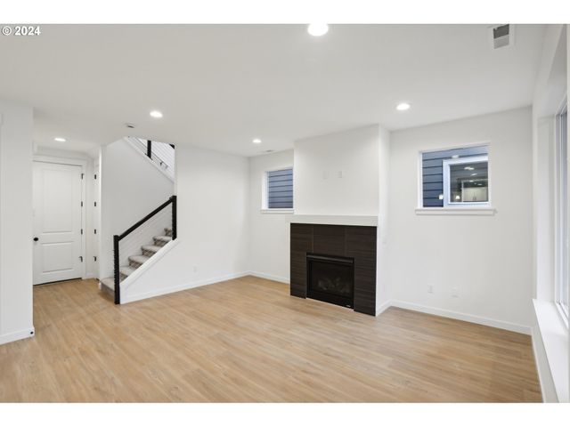 8238 Se Orion Ln, Hillsboro, OR 97123