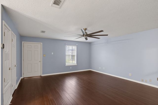 202 Bobbie Street, Bossier City, LA 71112